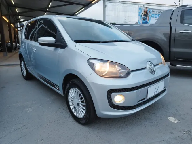Volkswagen Up! Move 1.0 TSI Total Flex 12V 5P 2016