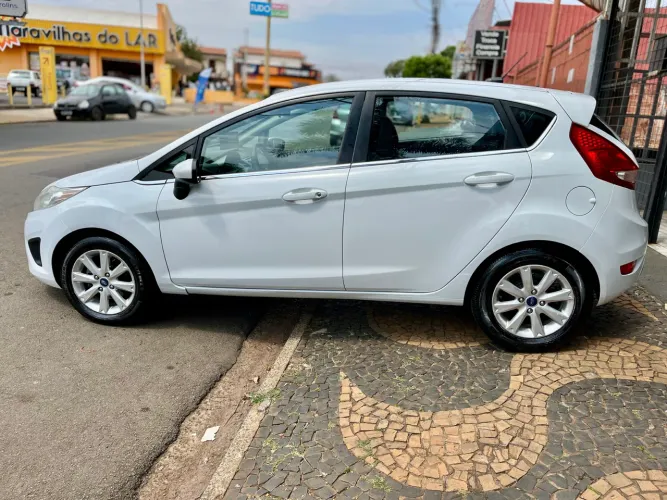 NEW FIESTA 2012 1.6 SE COMPLETO