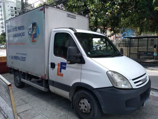 Frete e mudança 