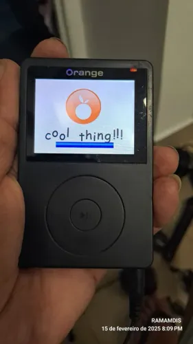 MP4 Player Orange - Cool Thing!!! Detalhe