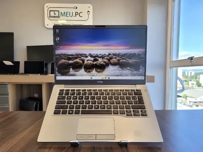 Notebook Dell Latitude 7400 - Core i7 | 8ª Geração | 256GB SSD | 8GB DDR4 | 14"