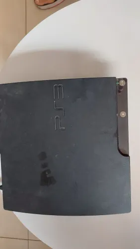 PS3 SLIM SÓ CONSOLE ACENDE A LUZ VERDE E EM SEGUIDA A LUZ VERMELHA PARA RESTAURAÇÃO 