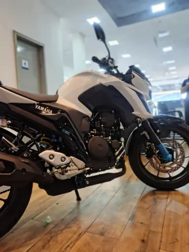 FAZER FZ25 CONNECTED - 2026 - *