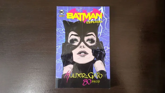 Batman Especial - Mulher-Gato 80 Anos - DC Comics - HQ Panini