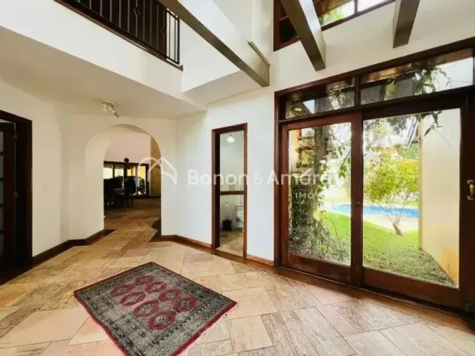 Casa térrea para locação com 4 suítes, piscina e lazer completo, 420 m² no Jardim Botânico
