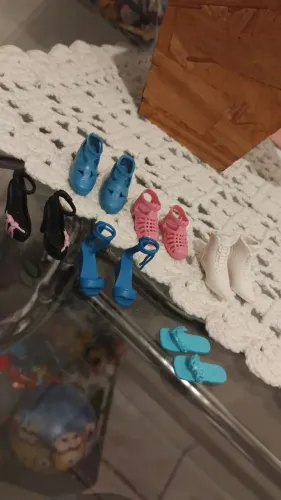 Barbie Sapatinhos originais VALORES POR UNIDADE..LER O ANÚNCIO