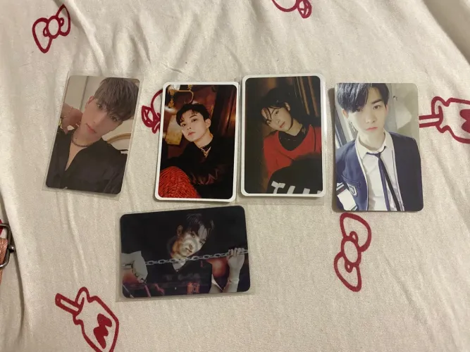 THE BOYZ photocards originais