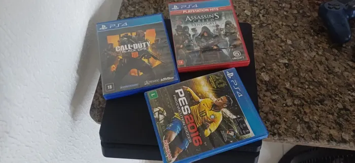 Ps4 slim hd 1TB aceito cartão