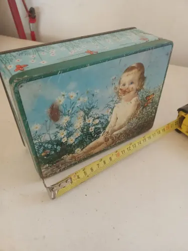 LATA ANTIGA ANOS 50 POR 30 REAIS COLECIONAVEL BOLACHAS AIMORE