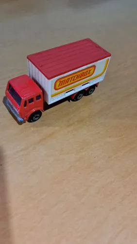 Caminhão em Miniatura