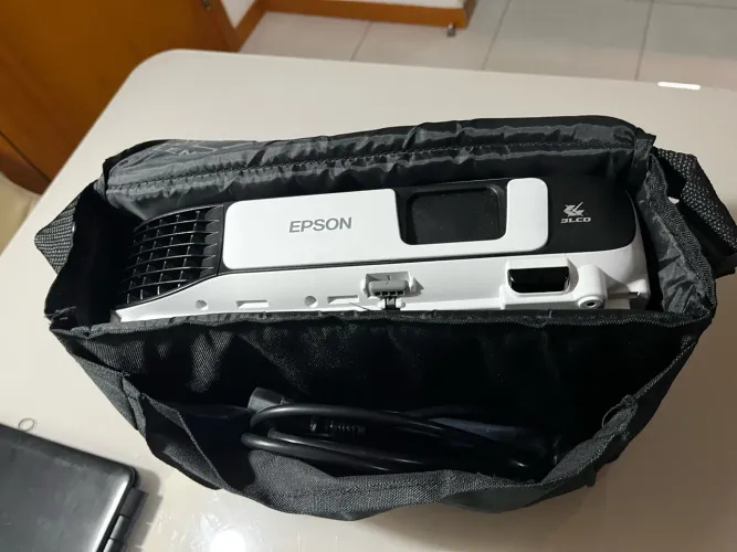 Projetor Epson powerlite s41+
