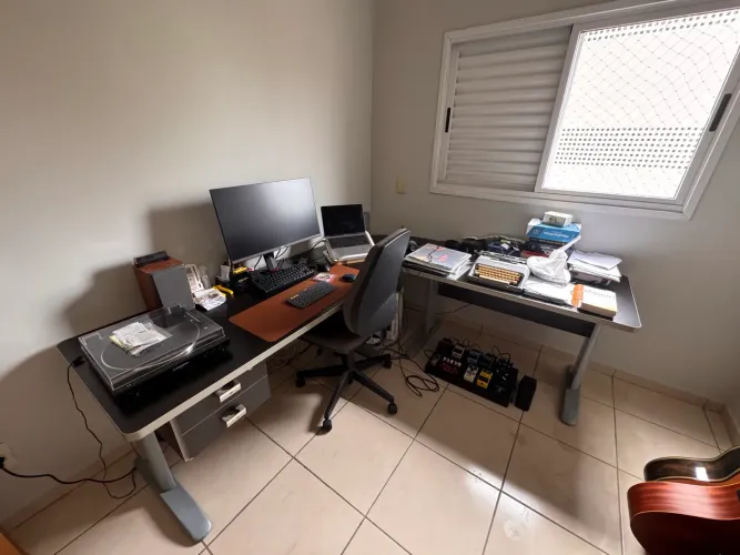 Mesa Escritório em L (2,20x1,95) 70cm de largura