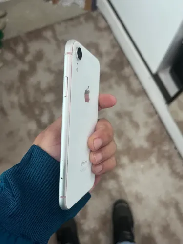 iPhone XR