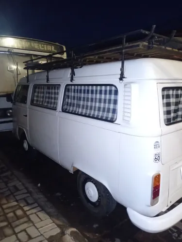 Volkswagen Kombi Standard/ Luxo/ Serie Prata 2000
