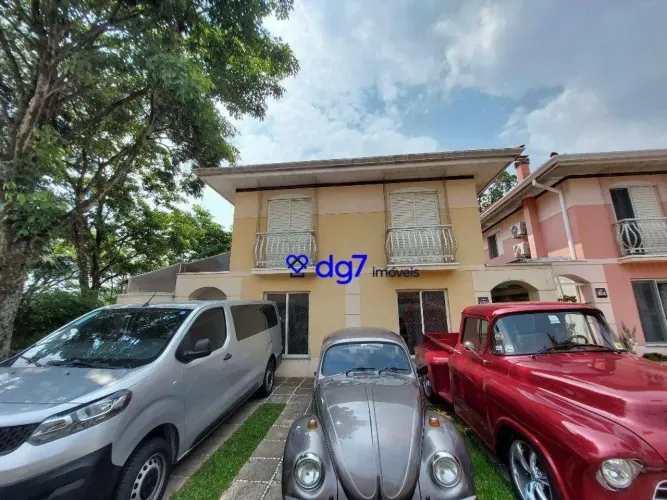 Casa em condomínio fechado no Butantã com 280 metros!