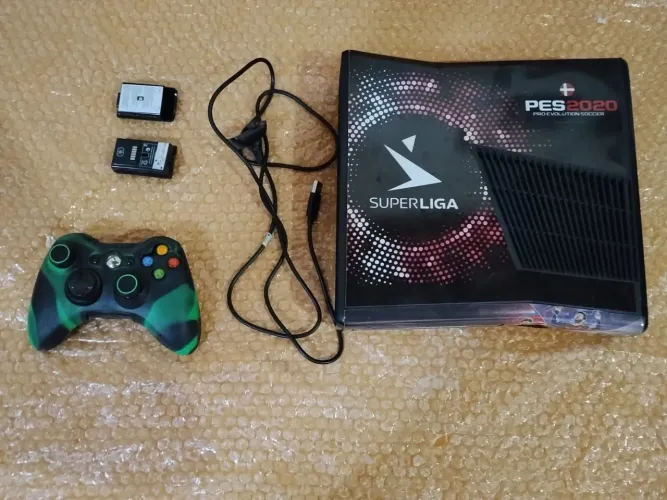 Xbox 360 slim (destravado)