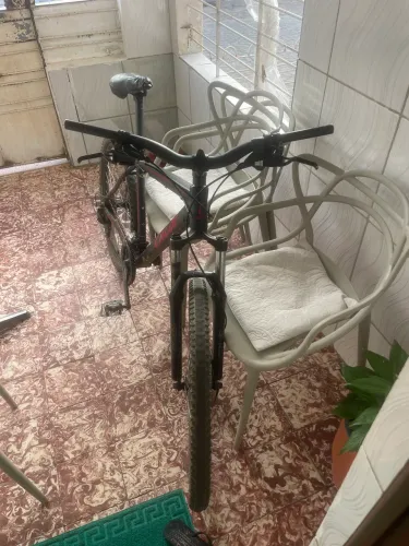 BICICLETA CALOI SUPRA PRETA ARO 26