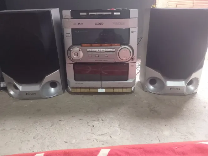 Som da Philips