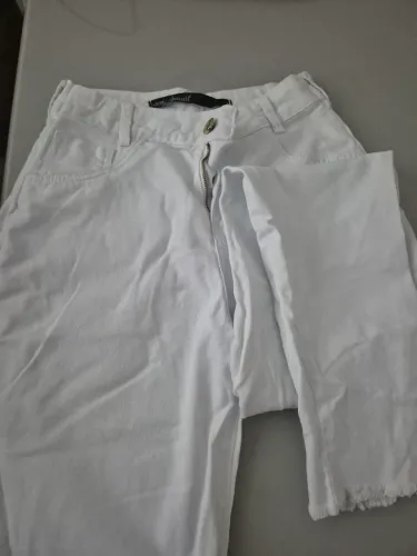 Calça branca jeans