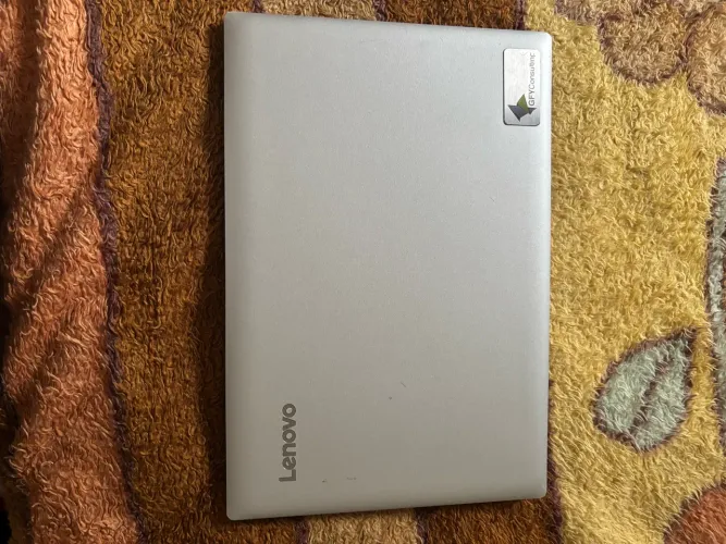 Notebook Lenovo ideapad 330