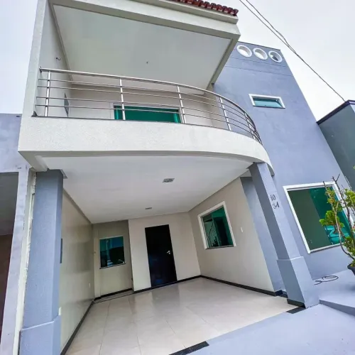Casa Cond. Lion Ville - 200 m² com 2 pavimentos 4/4 sendo 3 suítes - Belém - PA
