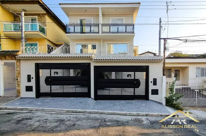 Sobrado Novo sendo 3 Suítes e 4 Vagas, no Bela Vista, Osasco-SP.