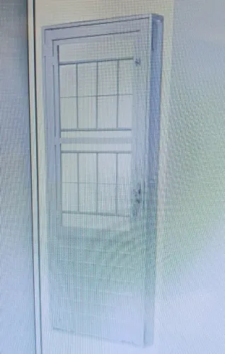 Porta com vidro