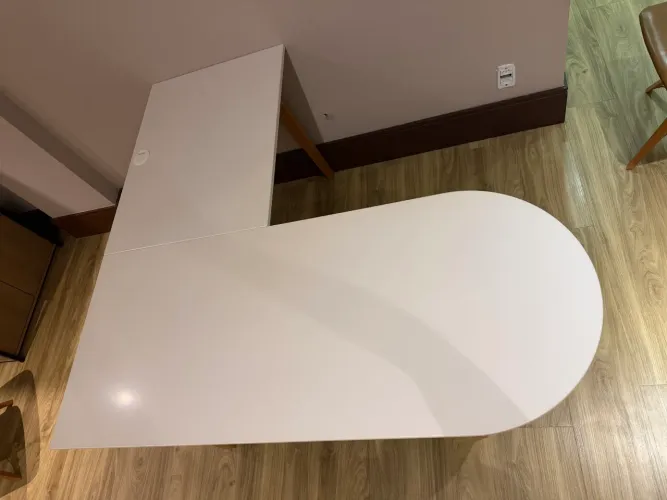 Mesa escrivaninha