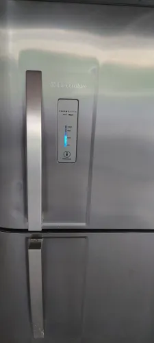 Geladeira Electrolux DFX42 Frost Free inox