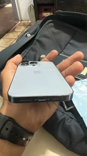 Vende-se iPhone 13 Pro 128gb nunca foi aberto