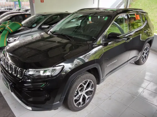 Jeep Compass Long. T270 1.3 TB 4X2 Flex AUT 2026