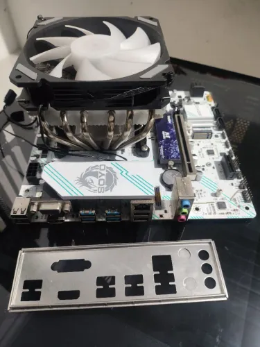Kit Upgrade Ryzen 5 5600X + B550M + 16GB Viper + NVMe 1TB (Pouco Uso)