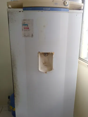 geladeira consul com defeito