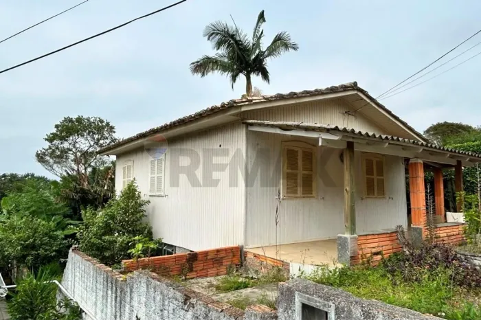 Casa à Venda: 3 Dorm. em Cruzeiro do Sul, SC
