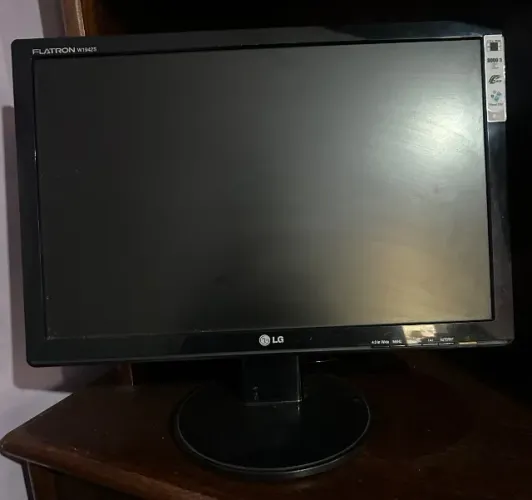2 Monitores LG e Samsung - Funcionando