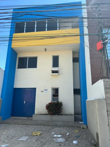 Prédio comercial Farol