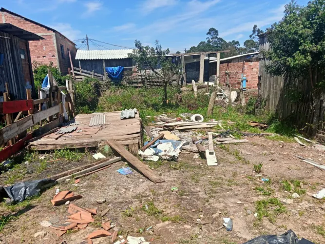 Vendo terreno de posse