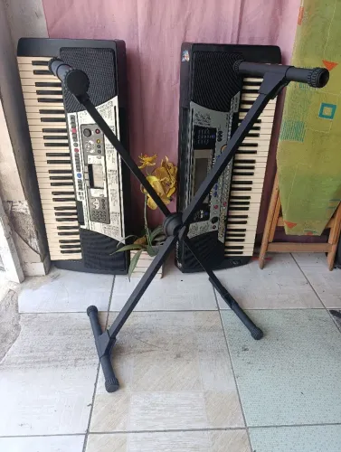 Suporte de teclado valor 110 promoção interesse chame no ZAP