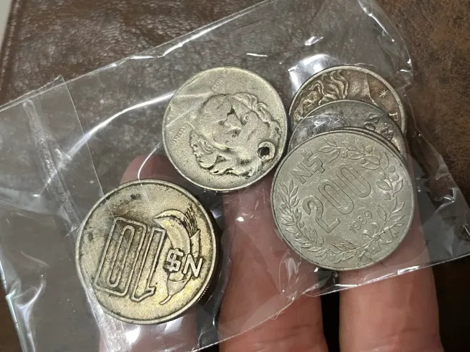 Lote moedas antigas variadas 