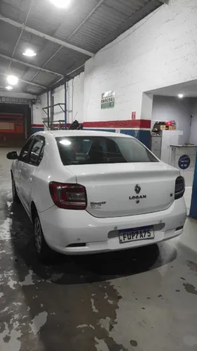 Renault Logan Expression Hi-flex 1.6 8V 4P 2017