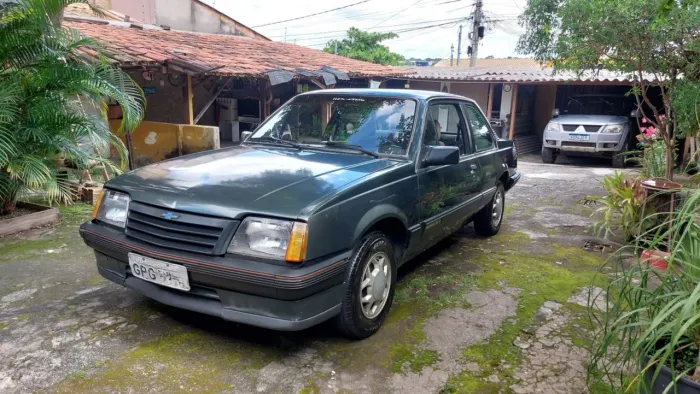 Chevrolet Monza GL 1.8 Efi/ SL/ L/ 650/barc. 2e4p (álcool) 1990
