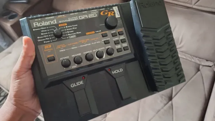 Roland Gr20