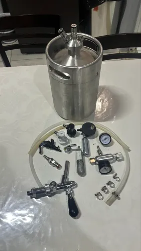 Kit Chopeira Portátil Mini Keg Cornelius + Cilindro CO2 e Torneira