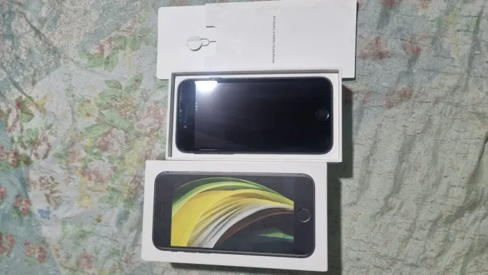Vendo Iphone SE 2ª Geração 2020