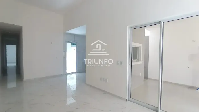 Casa em Condomínio 104m² no Eusébio, pé direito elevado / 03 quartos - TR181921 ESB - 5331