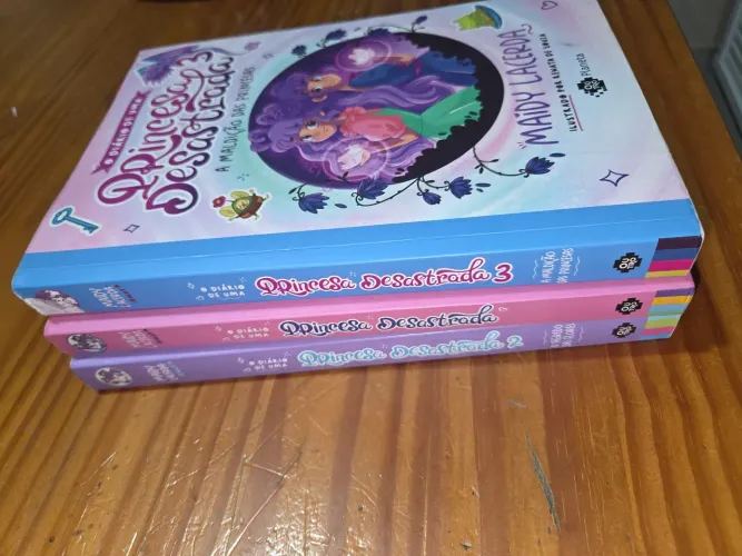 Livro o Diário de uma Princesa Desastrada 1, 2 ,3.