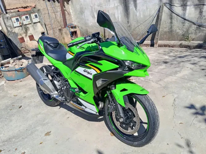Kawasaki ninja 500