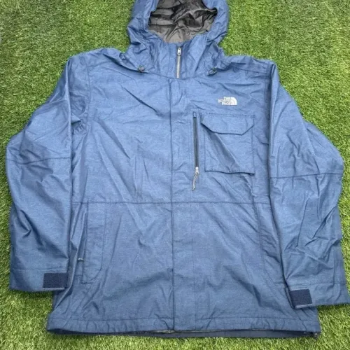 The North Face HyVent Insulated Hooded Rain Jacket Masculina