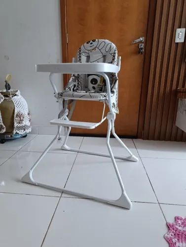 Cadeirinha de alimentação para bebê _ galzerano