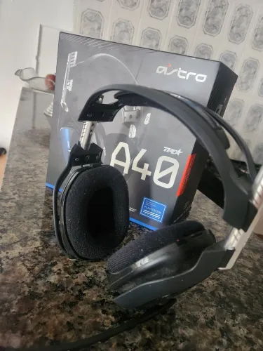 Astro a40